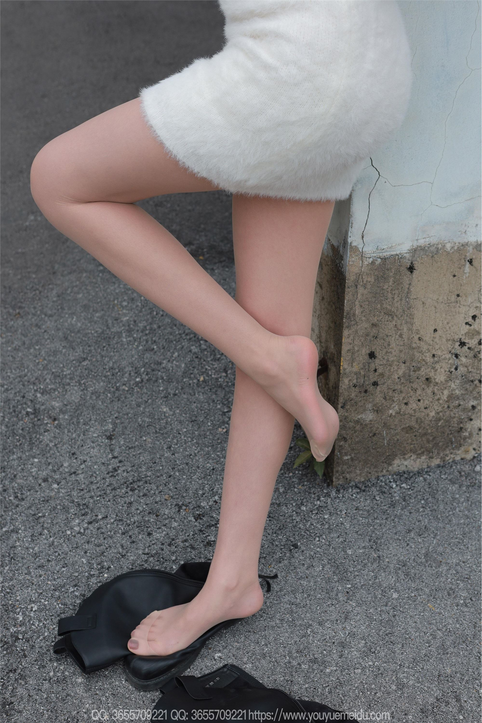 IESS异思趣向  2025.04.07 丝享家 .2021 团团《长靴包臀裙（下）》